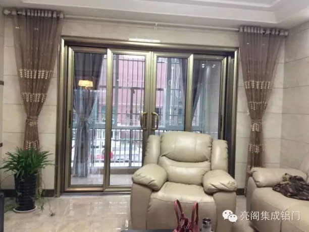 亮閣門(mén)窗，家居門(mén)窗裝修知識－－中空鋼化玻璃