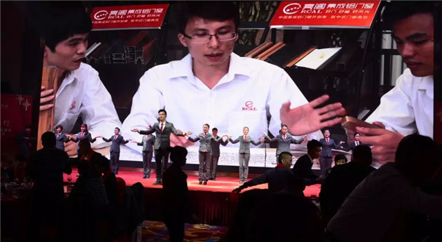 不忘初心，攜手前行｜熱烈祝賀亮閣門(mén)窗成為三水第二屆裝飾建材跨界聯(lián)盟成員！