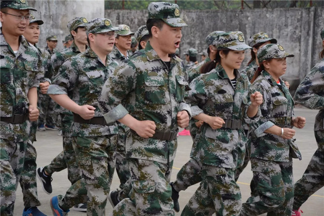 開(kāi)工大吉｜振奮人心的軍訓，元宵的大禮，讓人感到每秒都震撼！