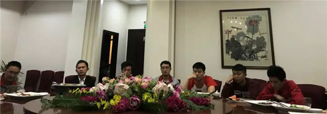 亮閣門(mén)窗｜家庭文化系列報道之——傳承孝道文化！