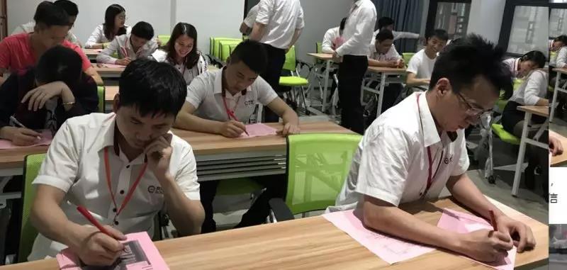 聚勢奮進(jìn)，共創(chuàng  )新時(shí)代｜亮閣門(mén)窗新晉家人專(zhuān)業(yè)知識通關(guān)考核！